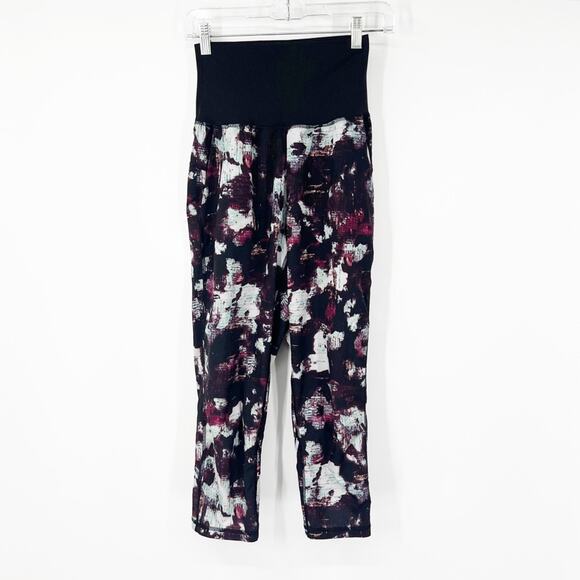 Lululemon Tranquil Crop High Rise Joggers Kara Blossom Multi/Black - Picture 1 of 5
